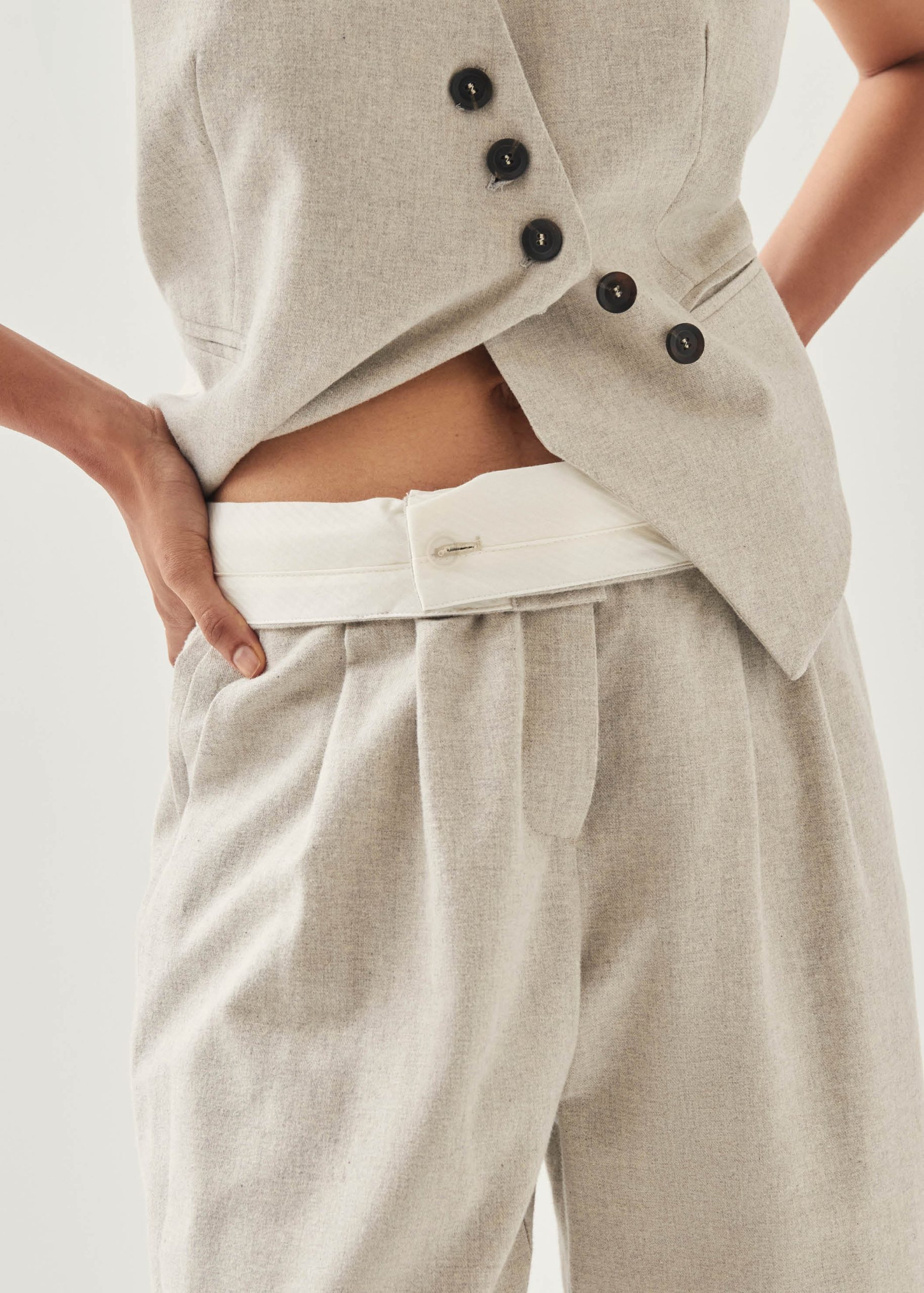 Meran Cream Trousers - Image 7