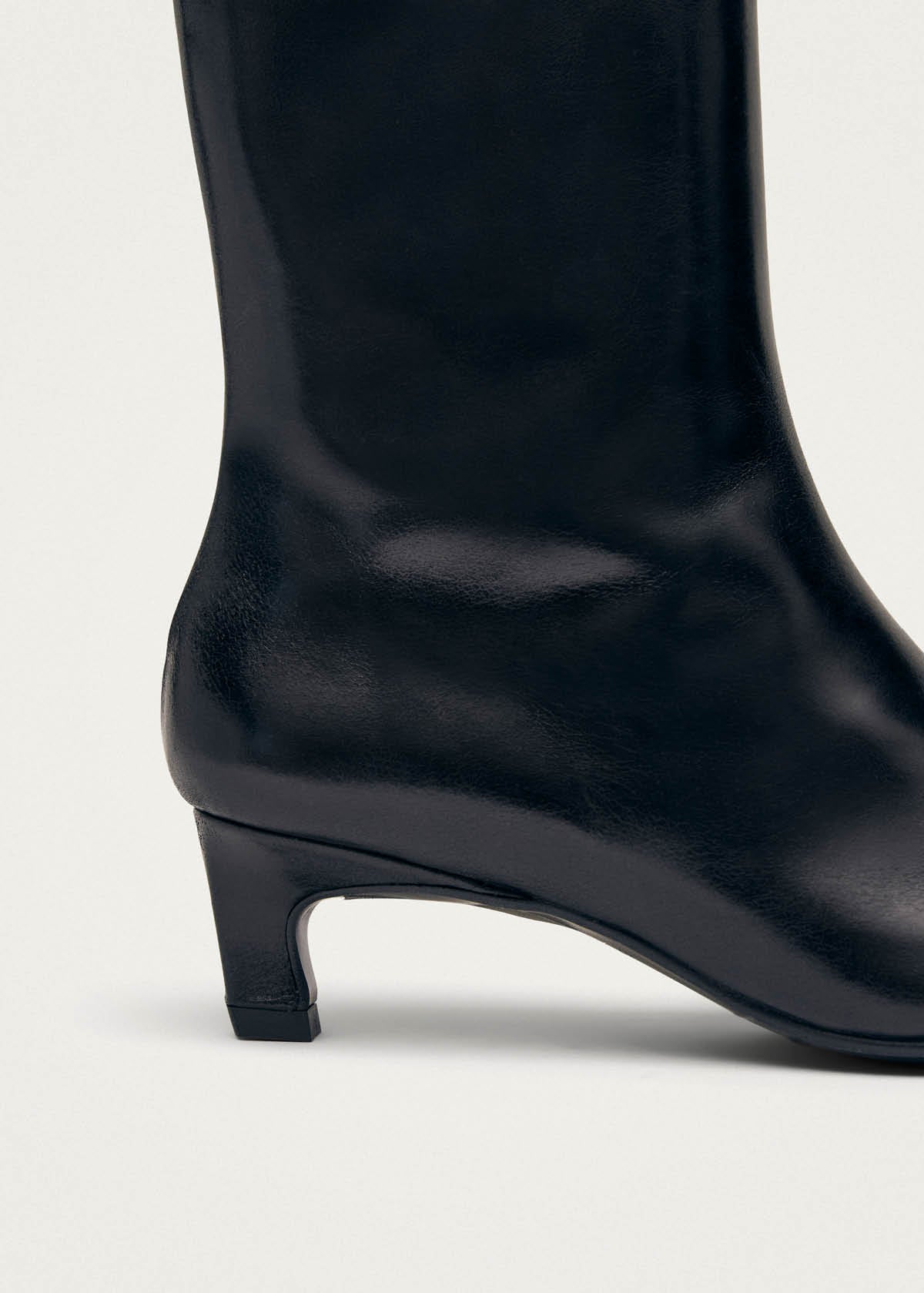 Ambar Rift Black Leather Ankle Boots - Image 7