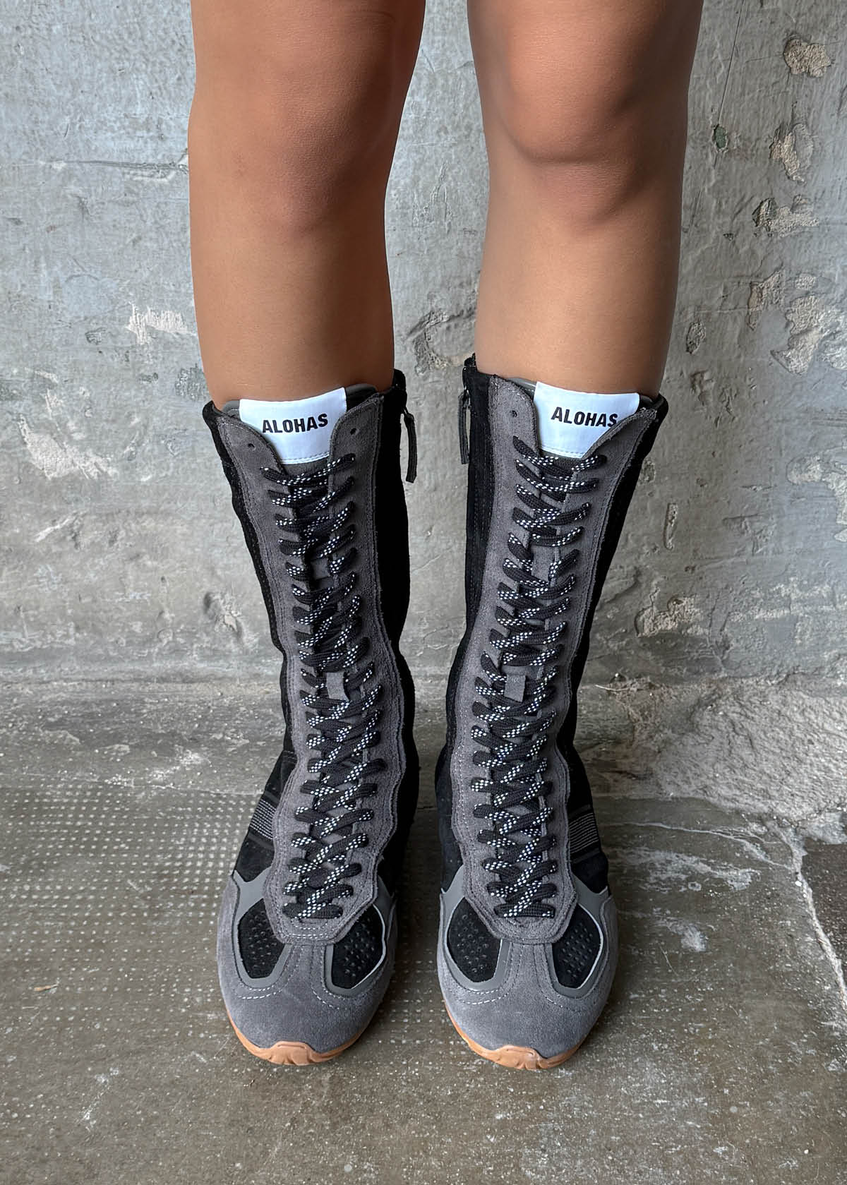 Tb.17 Suede Black Leather Sneakers - Image 2