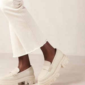 Trailblazer Cream Leather Loafers